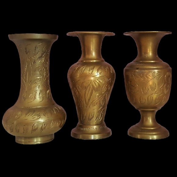 Vintage Brass Vase India Etched BOHO Decor - Picture 4 of 5